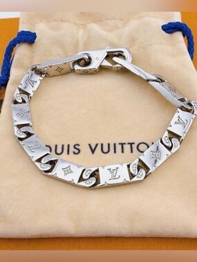🔥Louis Vuitton Silver Link Chain Monogram Tied Up Bracelet L With COA Box+Dust🔥